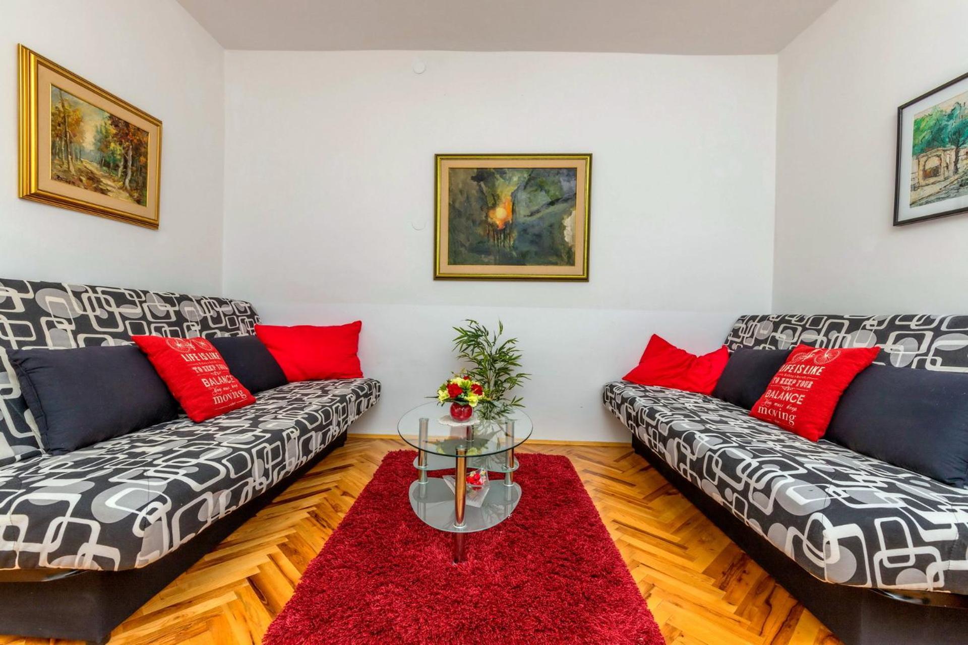 Apartments Kremenici Малинська Екстер'єр фото