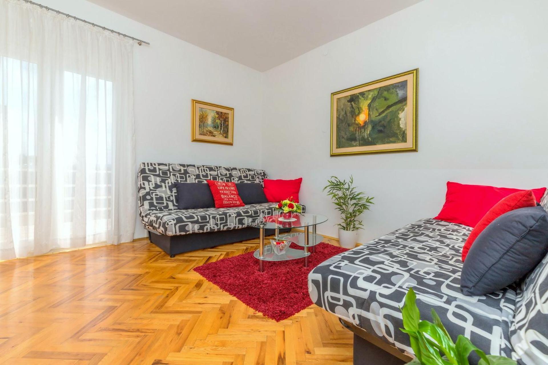 Apartments Kremenici Малинська Екстер'єр фото