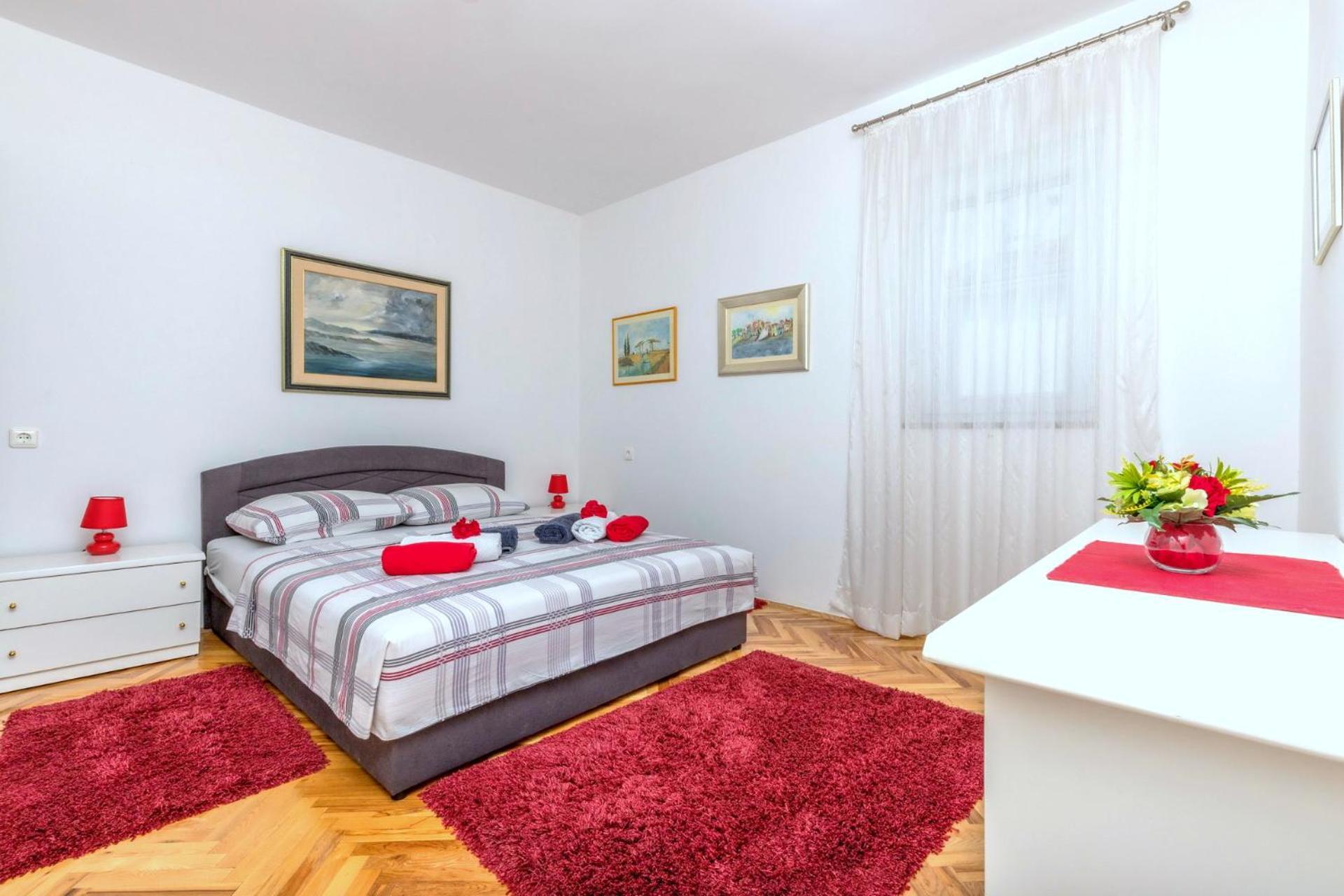 Apartments Kremenici Малинська Екстер'єр фото