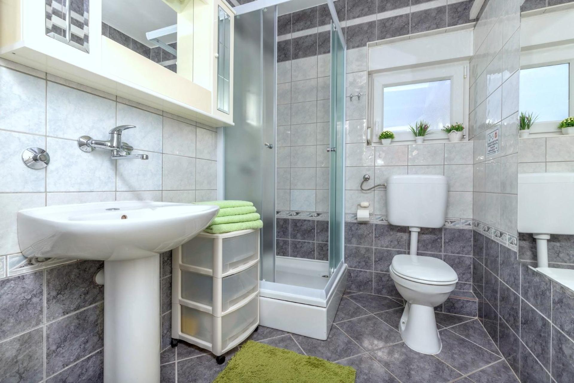 Apartments Kremenici Малинська Екстер'єр фото